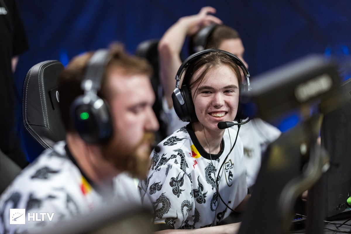 我们在防守 我们在防守